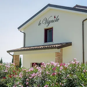 https://alloggi-agrituristici-le-vignole.hotelinveneto.com